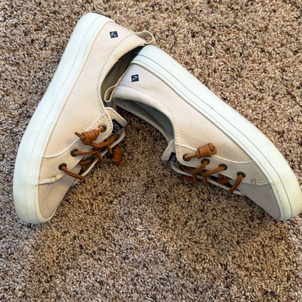 Sperry Light Taupe Boat Shoes with Leather Laces 6.5